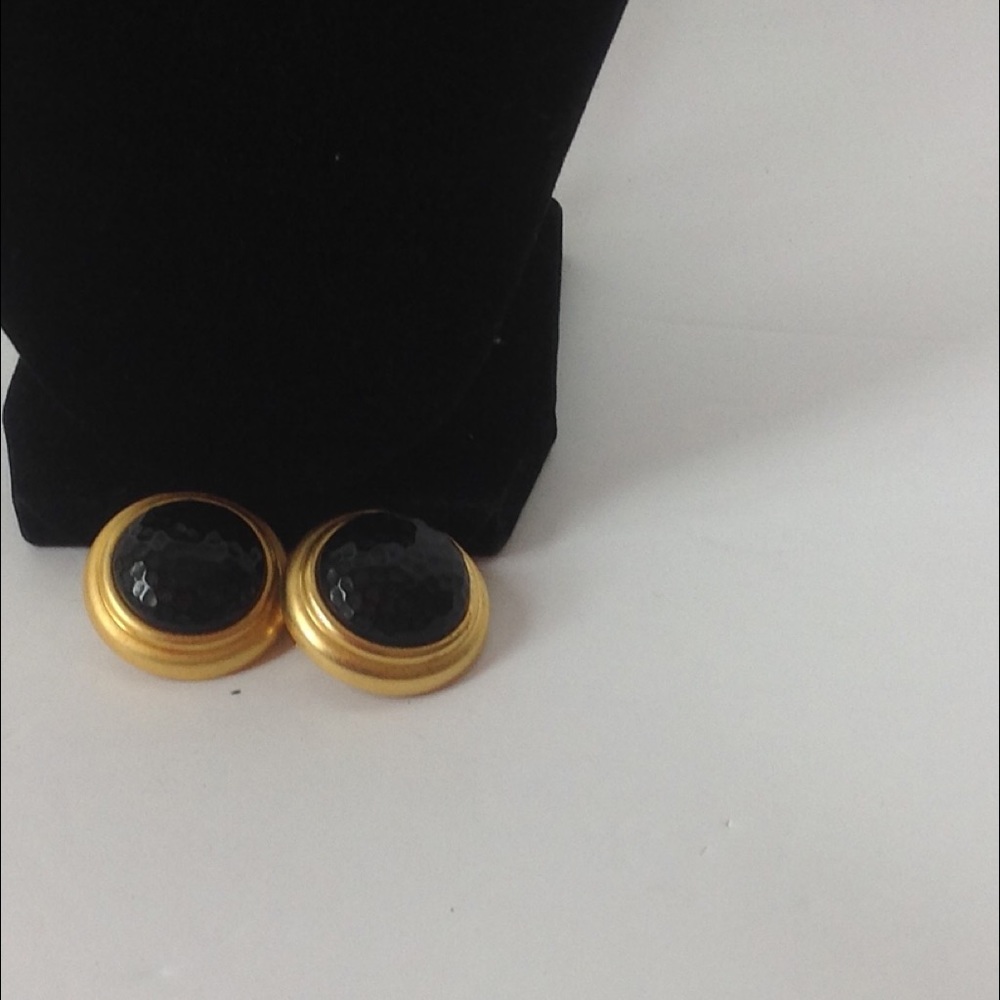 Vintage Brass Black Earrings Stone Round Clip On